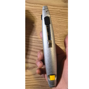 Heavy <strong>Duty</strong> Utility Knife,alloy Handle and Rubber Carpet <strong>Cutter</strong>,safety <strong>Cutter</strong> Knife Three Level 5pcs Spare Blades in Storage - Product Image 5