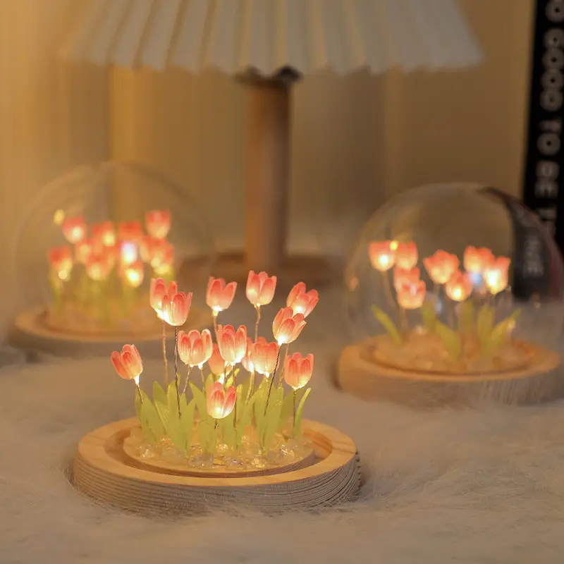 Vendita calda regalo di san valentino di natale prodotto fatto a mano finito decorazione Desktop simulazione fiore tulipano luce notturna