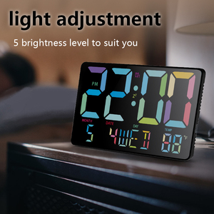 Sveglia digitale RGB con Display dinamico a LED colorato con grande numero - Product Image 2
