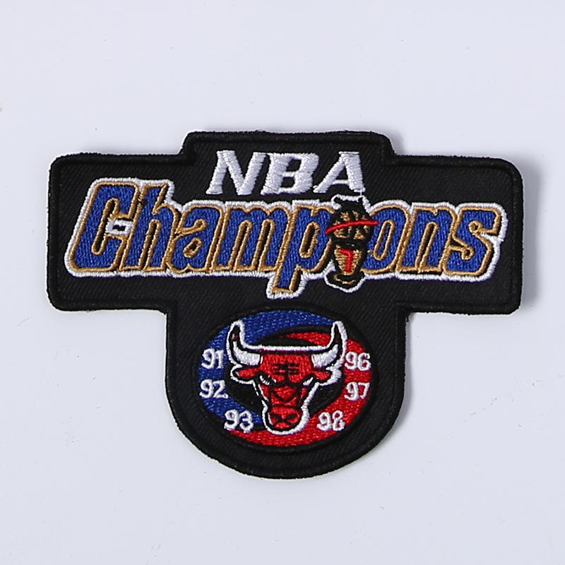 91.92.93.96.97.98 champion de la NBA taureau 10.5*7.5cm