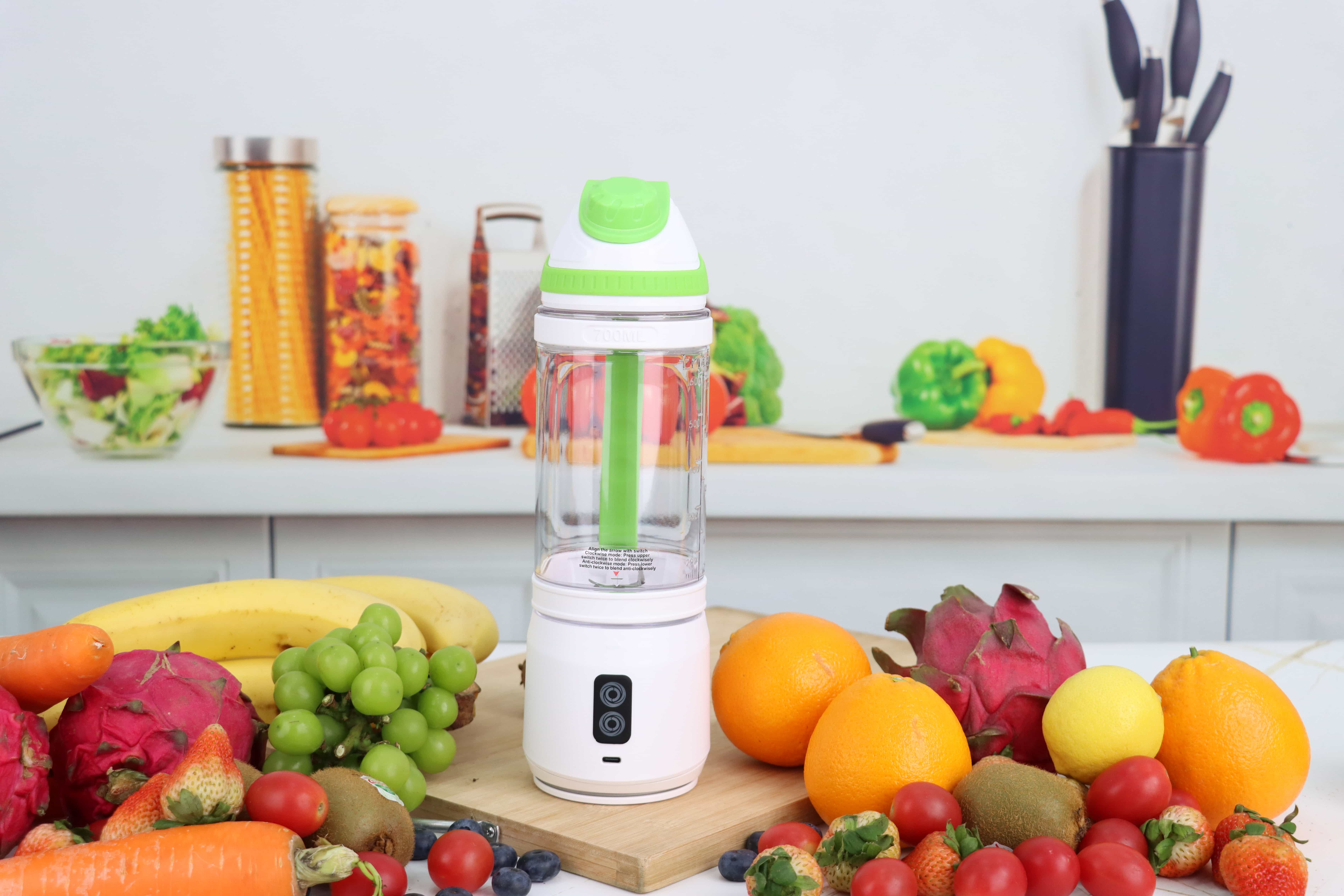 White+green portable blender