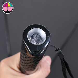 Quảng cáo khuyến mãi sáng tạo đèn pin LED thời trang LED tùy chỉnh Phát minh mới tại Trung Quốc ô - Product Image 5