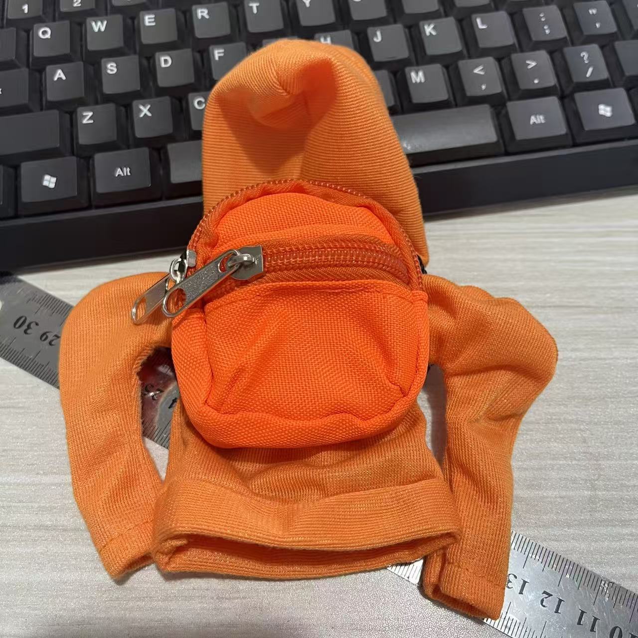 สีส้ม