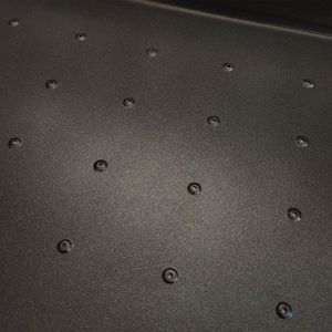 Küçük yükseltilmiş noktalar ile 0.7mm alüminize çelik yapışmaz dikdörtgen delikli levha Pan - Product Image 3
