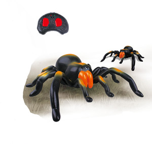 Robot elettrico a infrarossi radiocomandato peluche spaventoso ragno di halloween con luce a led robot insetto rc tricky prank scent toy
