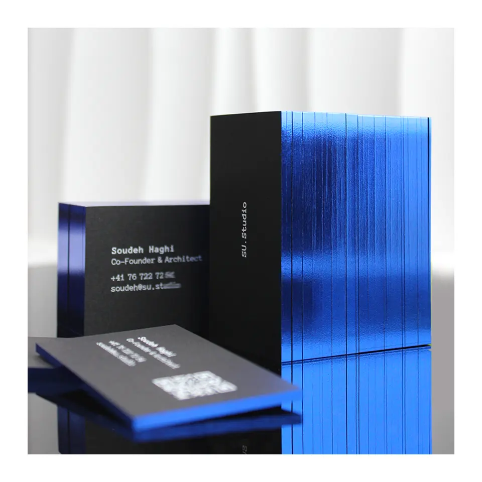 Wholesale Custom Luxury Business Card with Hot Stamping Edge Colored Gold Foil Border Printing QR Code Thick Black Paper