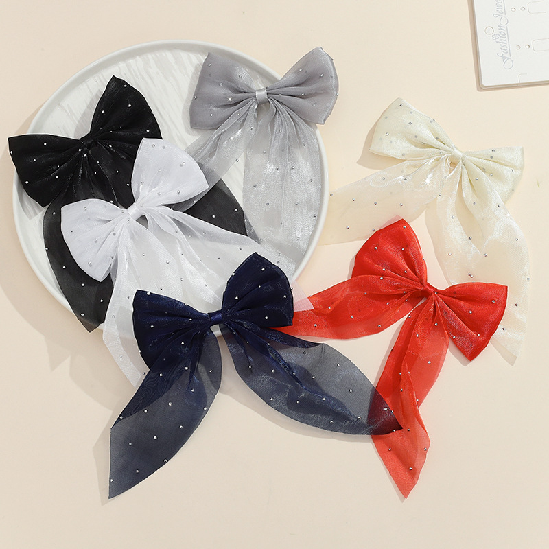 4.Noeud en tulle clouté de strass - style long