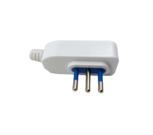 組み立てられたパワー出力プラグイタリア標準自己配線プラグ - Product Image 2