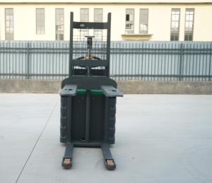 Low Cost 1.5 Ton Automatic Electric Stacker Fully Electric Reach Stacker <strong>Platform</strong> Structure 2 Ton <strong>Loading</strong> Pallet Truck Forklift - Product Image 6