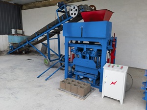 Efficient KM4-40 Semi-automatic Concrete <strong>Block</strong> Brick Making <strong>Machine</strong> Production <strong>Line</strong> Producing 400-200-200mm LWH Hollow Bricks - Product Image 2