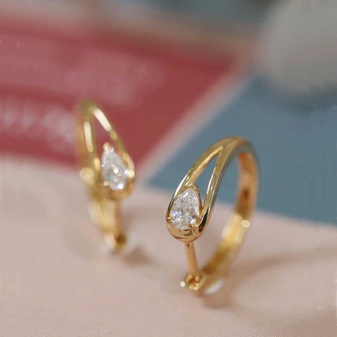 EA0178 yellow gold
