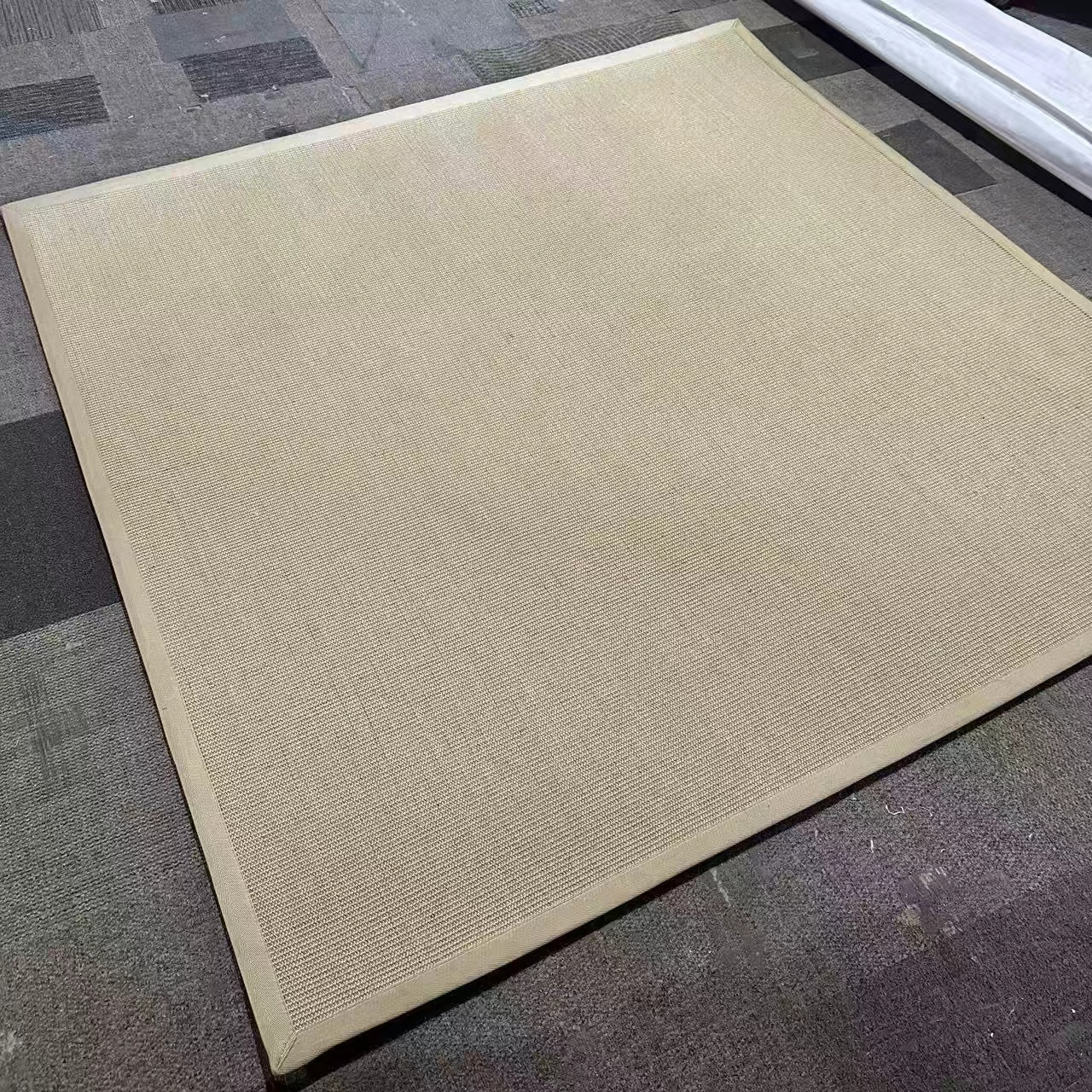 beige 3