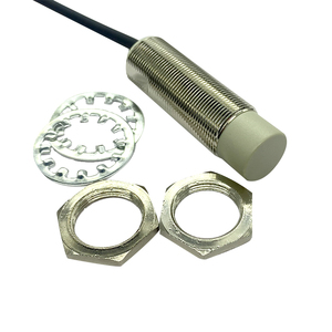 Sensor de Control de M-12 12-24V Interruptor de metal Sensor de proximidad inductivo estándar Distancia de detección 12mm Precio del sensor inductivo - Product Image 2