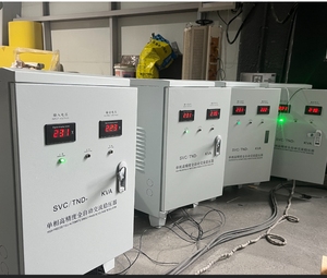 Fabrika doğrudan 1KVA 1000W otomatik voltaj regülatörü sabitleyici 220VAC SVC tek fazlı elektronik 220V çıkış - Product Image 5