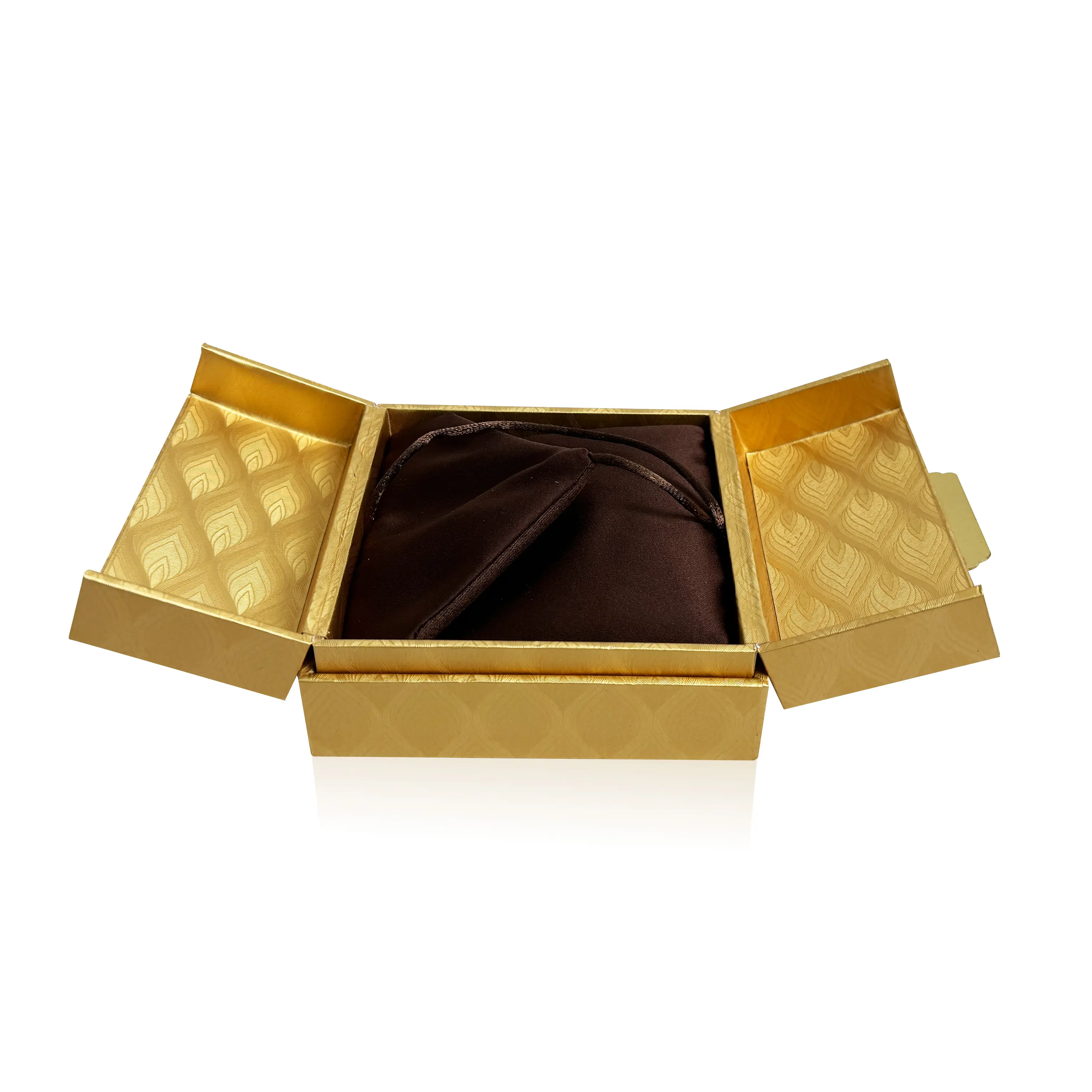 Kotak perhiasan hadiah pintu ganda elegan kotak dasar dan tutup desain ukiran berongga emas cetak Logo kustom