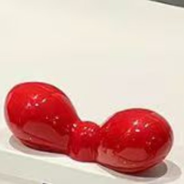 Red round bow