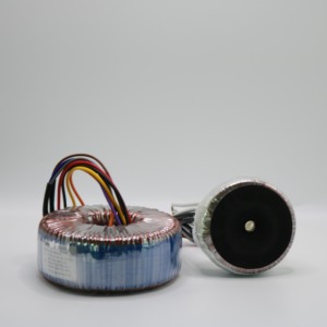 Hochwertige einphasige für Spannungs konter eingang 220V Ausgang 12V 13V 14V Wasserdichte Transformatoren für neue Energie - Product Image 6