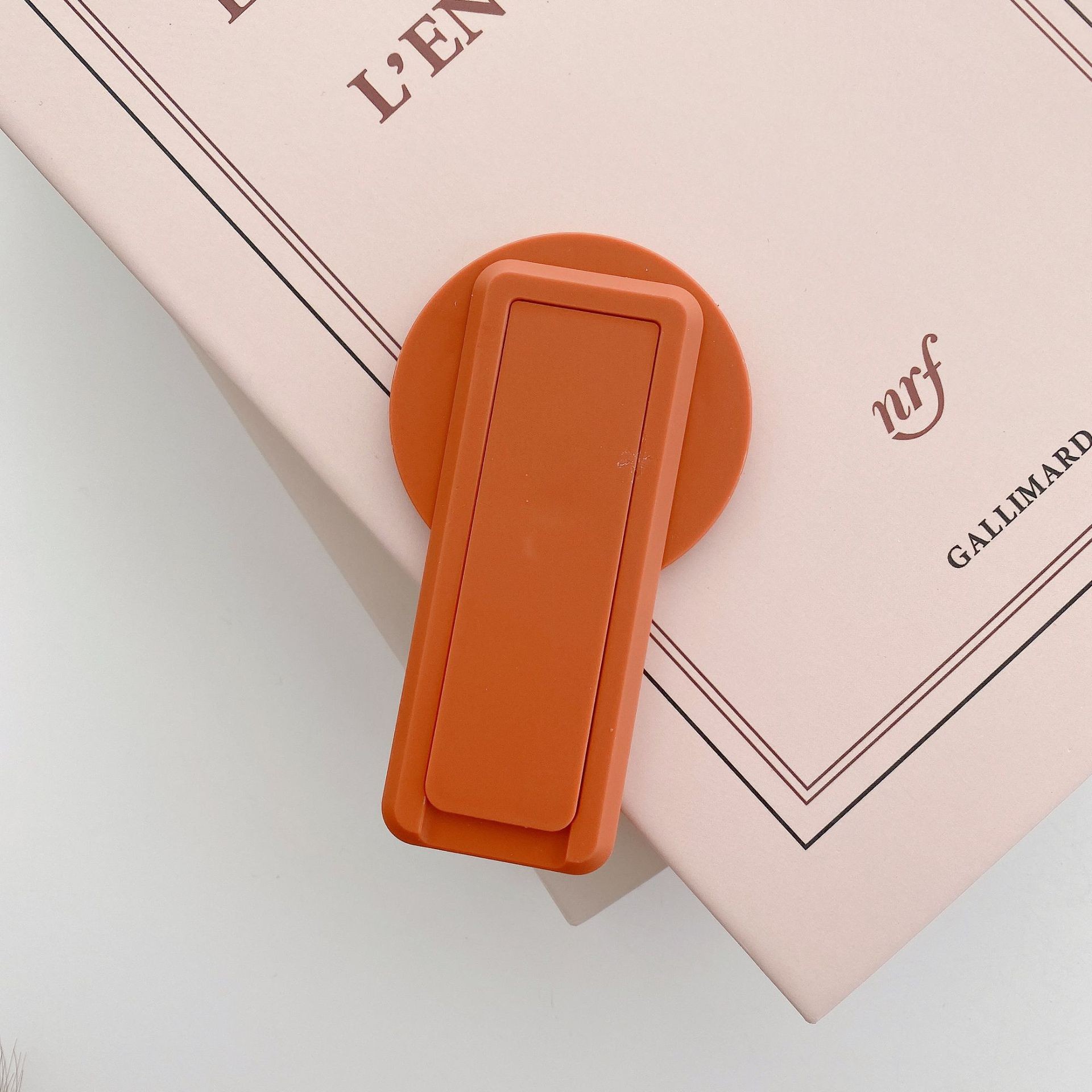 orange color