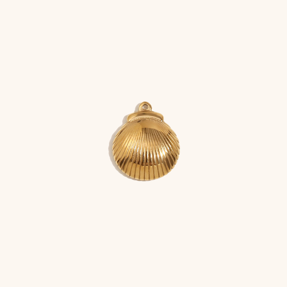 Round shell pendant-Gold