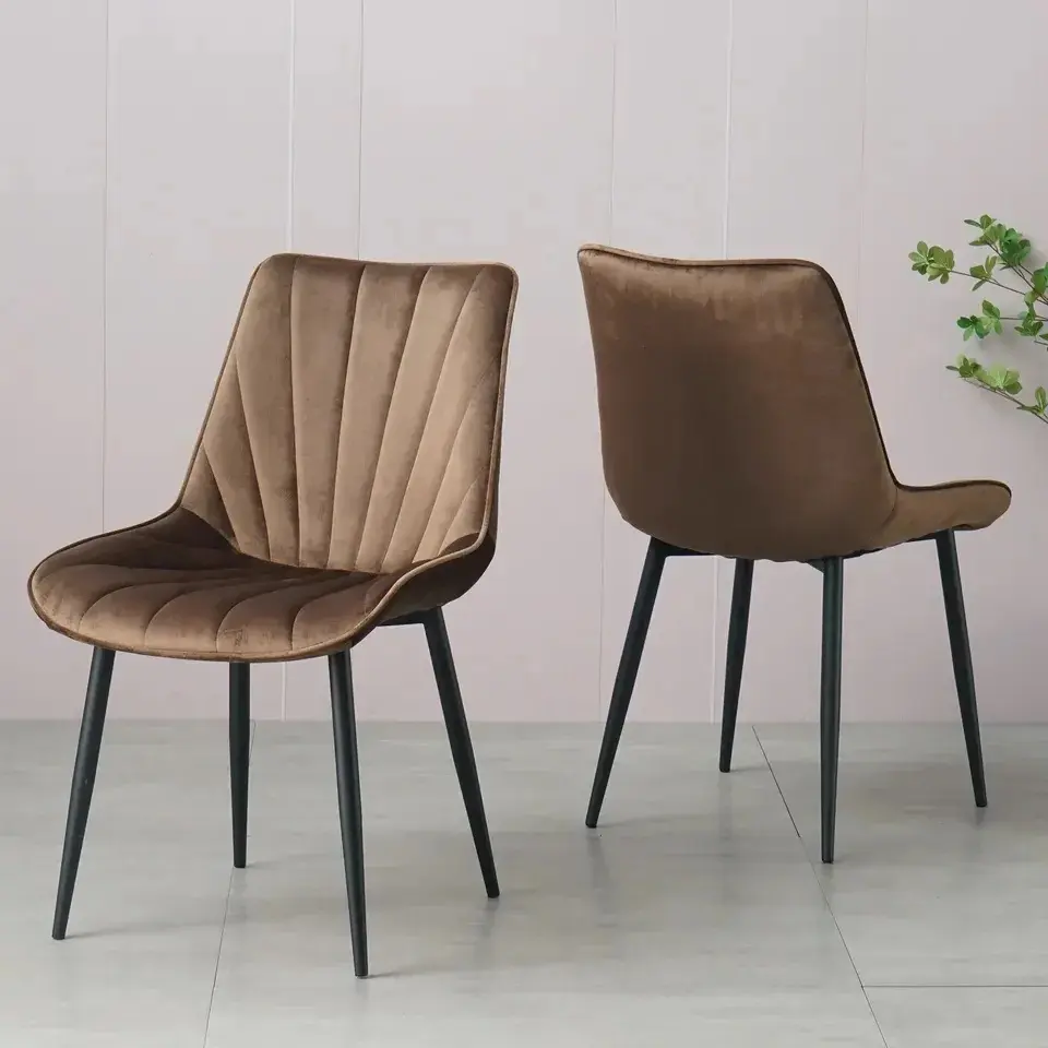 Muebles para el hogar nórdico de lujo de diseño moderno tapizado de tela suave terciopelo restaurante comedor sillas para restaurante