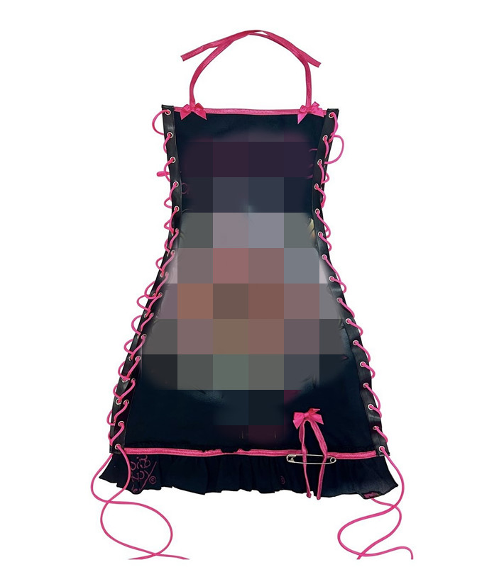 Pink bows&black dress