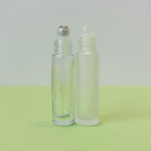 Luxo Custom Color <span class=keywords><strong>5ml</strong></span> 6ml 8ml 10ml Frosted Stainless Steel Metal Roll na Garrafa com Tampa para Perfume Óleo Essencial Vazio"