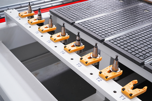 <strong>ATC</strong> <strong>CNC</strong> <strong>Router</strong> 1300x2500mm <strong>CNC</strong> Tool With <strong>Linear</strong> Tool Changer and 9KW Spindle <strong>CNC</strong> <strong>Router</strong> <strong>Machine</strong> Cutter From China Factory - Product Image 4