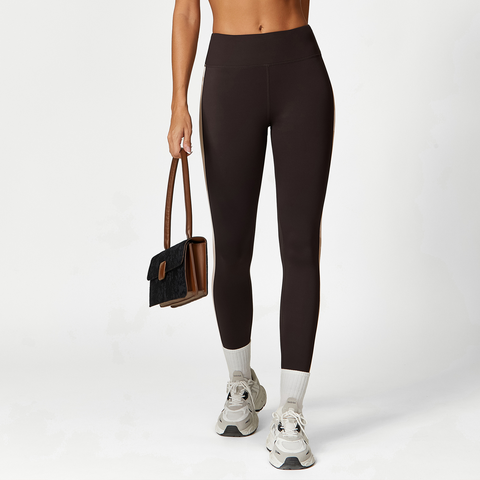 4 leggings