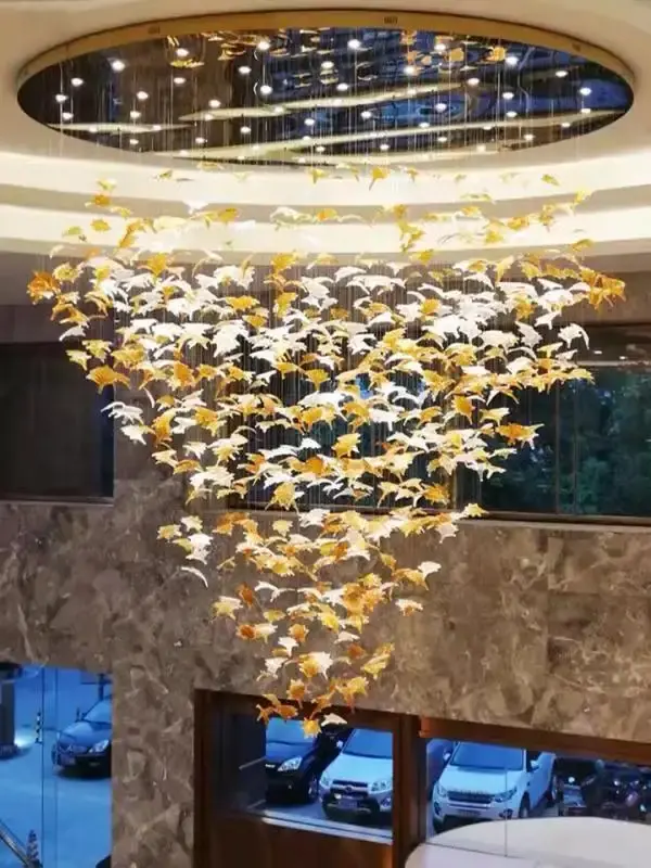 Estilo moderno Hoja de arce Decoración grande Salón de banquetes Vestíbulo del hotel Villa Lámpara colgante de araña Led de cristal de lujo