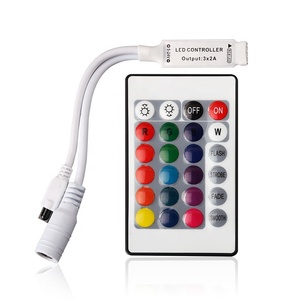 Controller LED RGB 24Key Remote + USB alimentato DC 5V per striscia LED RGB