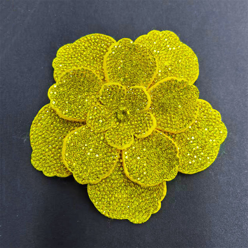 Jaune
