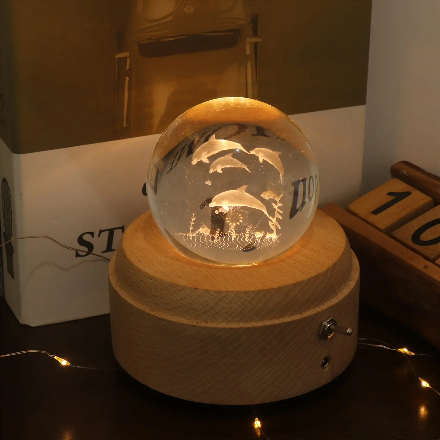 Oecan animali 3D sfera di cristallo luce notturna della stanza della musica decorazione Led in legno Base di cristallo lampada da tavolo per i bambini