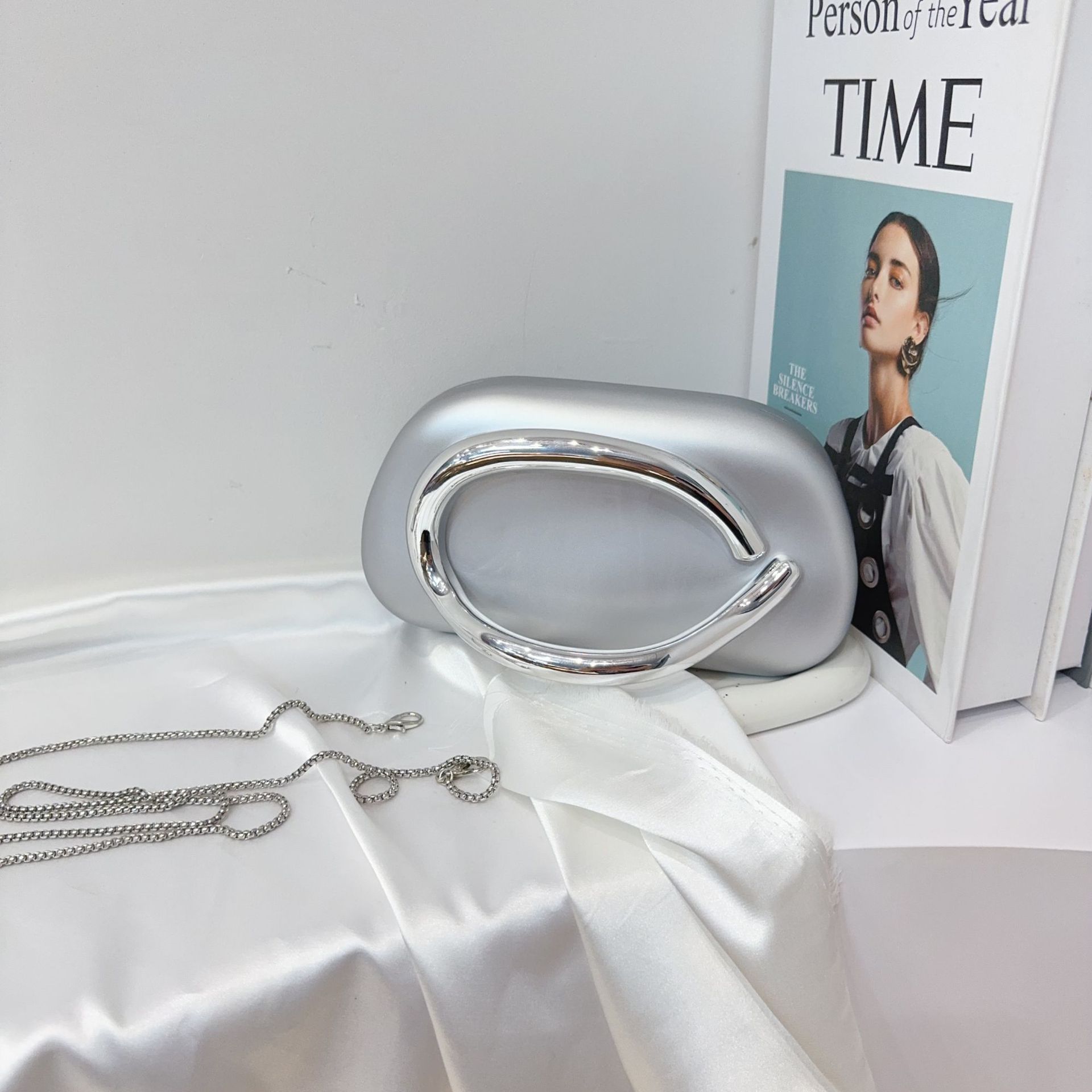 Silver matte