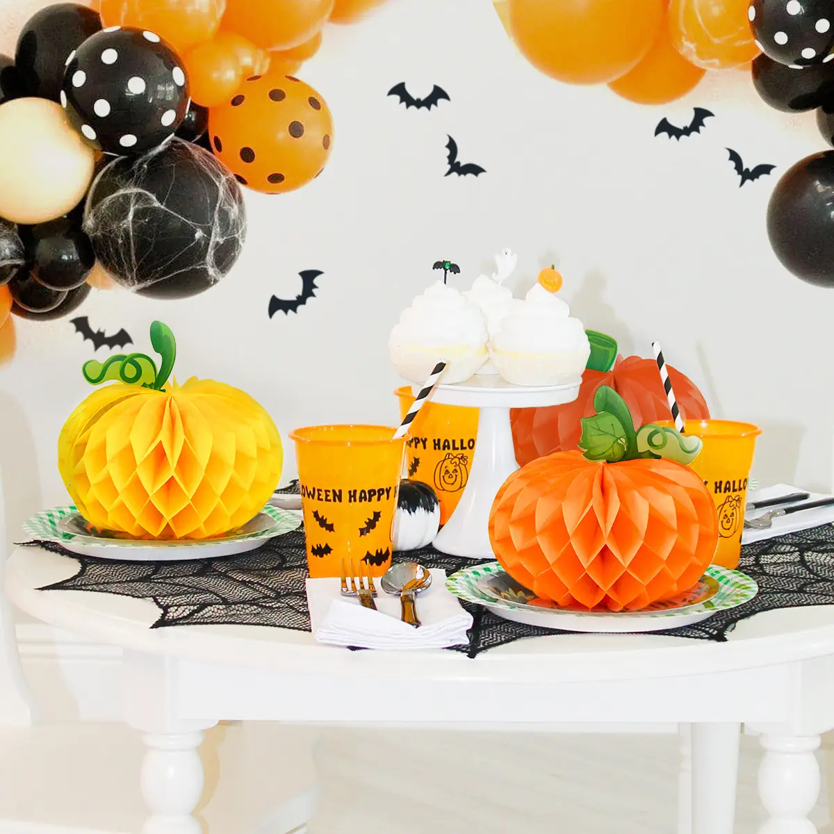 Halloween Honeycomb Ball Orange Pumpkin Design palla di carta velina Halloween Table Decor per la festa in giardino di casa