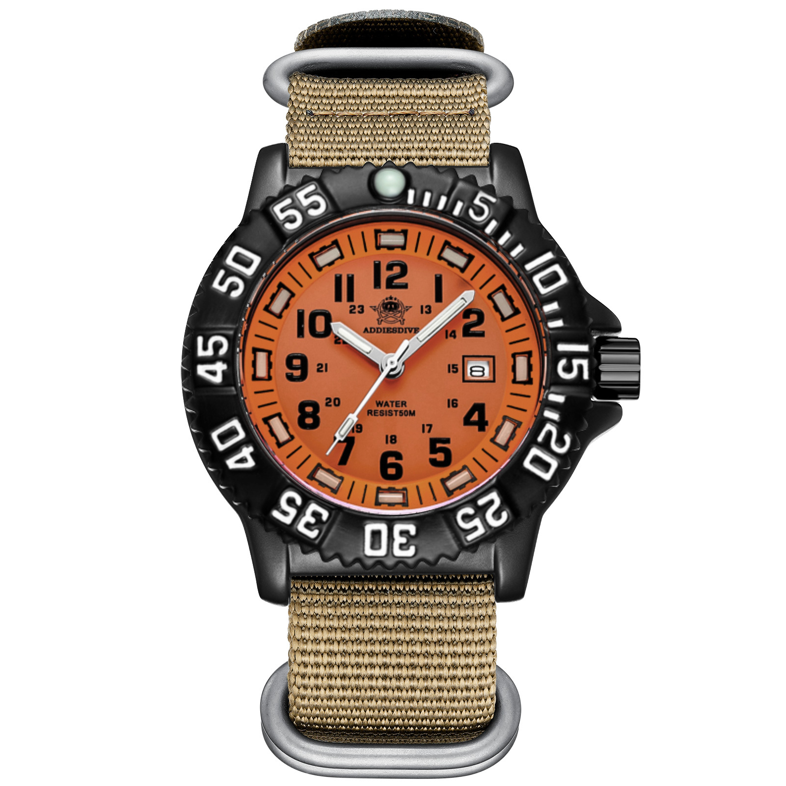 Cadran orange, bracelet en nylon kaki, index blancs.