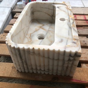 高端豪华卡拉卡塔中提琴大理石水槽采用精炼石材现代设计罗纹三边矩形形状包括排水器 - Product Image 5
