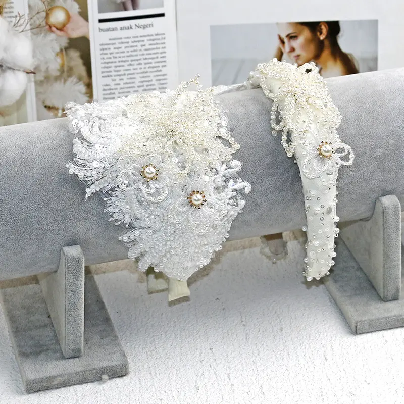 Diadema de boda de lujo para mujer, bandana de encaje con perlas vintage y flores, accesorios nupciales para el cabello para niña