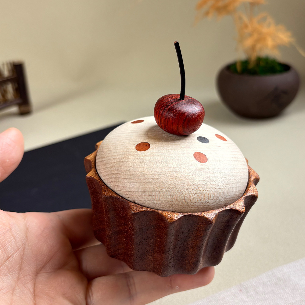 Solid wood inlaid cake and fruit box