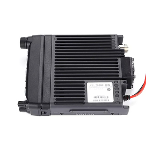<span class=keywords><strong>YAESU</strong></span> FT-7900R 50w双频调频收发器高功率2米70厘米移动业余火腿收音机，带麦克风100千米对讲机