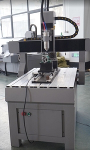 Máquina de tallado CNC de tamaño pequeño 6090, corte 3D con eje giratorio