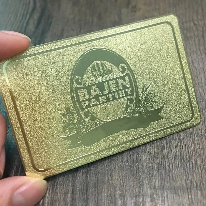 Hochwertige persönliche Logo-Gold-Edelstahl-Visitenkarte personalisierte Gold-Metall-Mitgliedskarte Edelstahl-Goldkarte