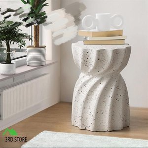 Doğanın güzelliğinin ve Modern tasarımın büyüleyici füzyonu, Spiral şekilli bir yan masa şeklinde yeniden tasarlandı - Product Image 1