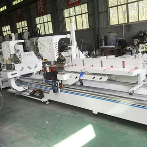 Cnc פרופיל אלומיניום אוטומטי מכונת מסור חתוך ראש כפול/מכונת חיתוך ראשים כפולים לחלון אלומיניום