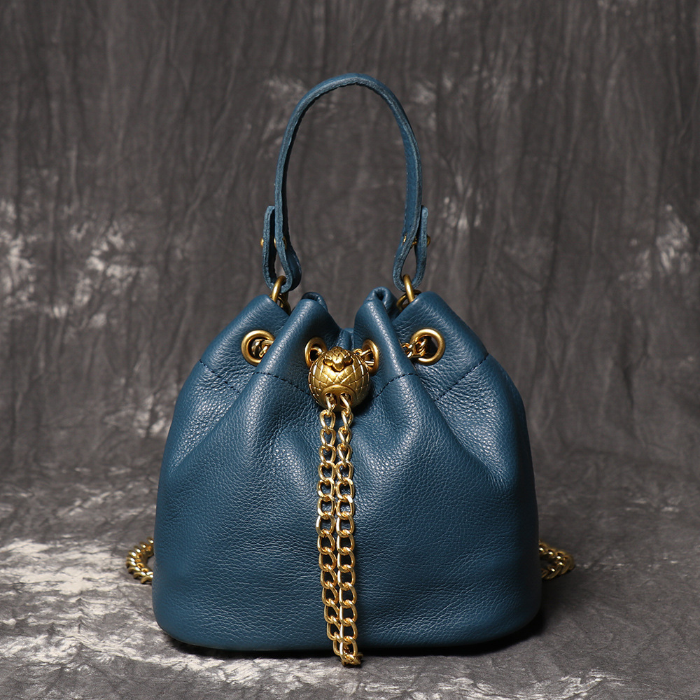 Paon Bleu