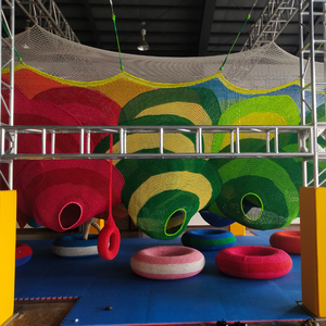 Радужная вязаная сетчатая крытая игровая площадка оборудование с сотовыми шариками для качелей мягкое развлечение для парка развлечений или школы - Product Image 5