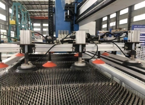 CHUANGYI Automatischer Lade-und Entlade säulen roboter für Laser metalls chneide maschinen - Product Image 4