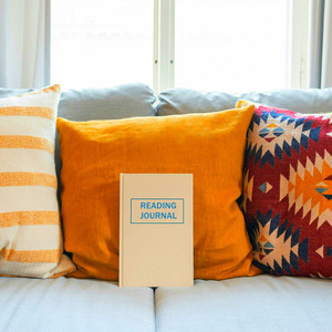 Custom Size Design Printing <strong>Bookish</strong> Merch Book Daily Reading Tracker Journal for Book Review