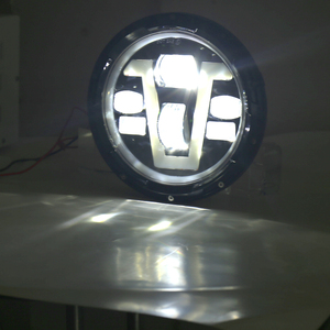 7 inç RGB ışık 70W Offroad LED ışık yuvarlak DRL LED sinyal çalışma ışığı 70W Offroad güçlendirme SUV ATV LED çalışma lambası - Product Image 3