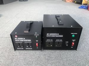 Convertitore di potenza del trasformatore di tensione Step Up/down Ac da 200wat di piccola potenza da 220v a 110v per la casa