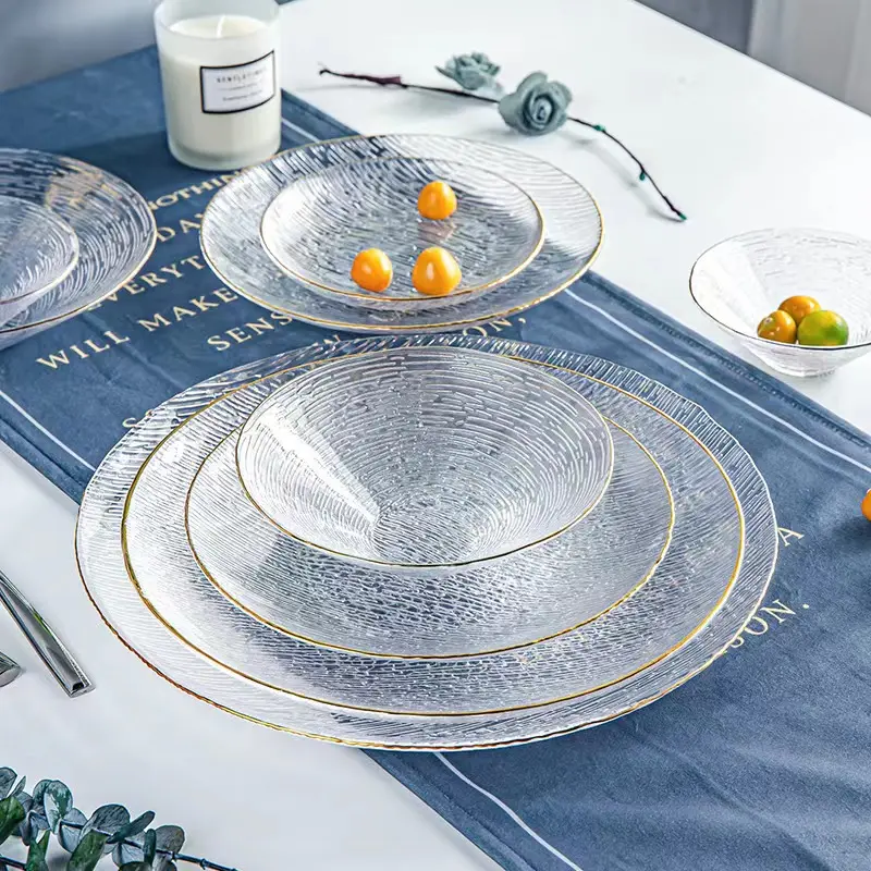 Vendita calda set di stoviglie per decorazioni di nozze piatto di frutta piatti per caricabatterie in vetro dorato piatti per la cena in vetro trasparente con perline